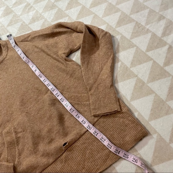 J crew hoodie sweater super soft yarn heather camel - Picture 5 of 6